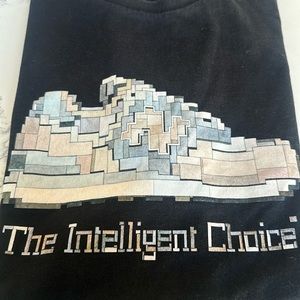 T-shirts Nee Balance size large